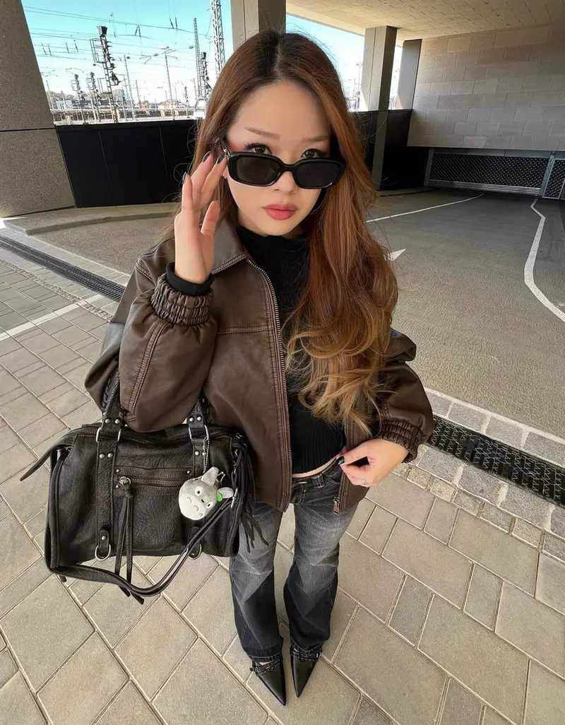 Bershka Borsa a bauletto Donna Nero 4176924