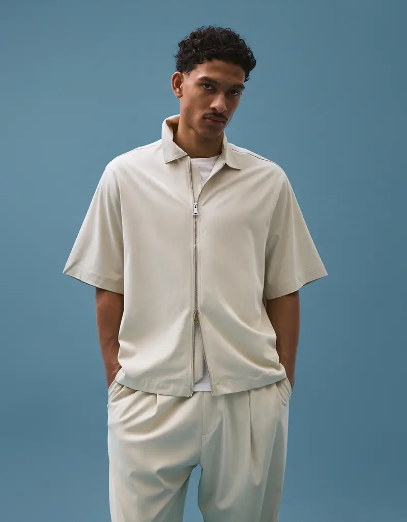 Camicia A Maniche Corte Boxy Fit Fluida Uomo Pietra