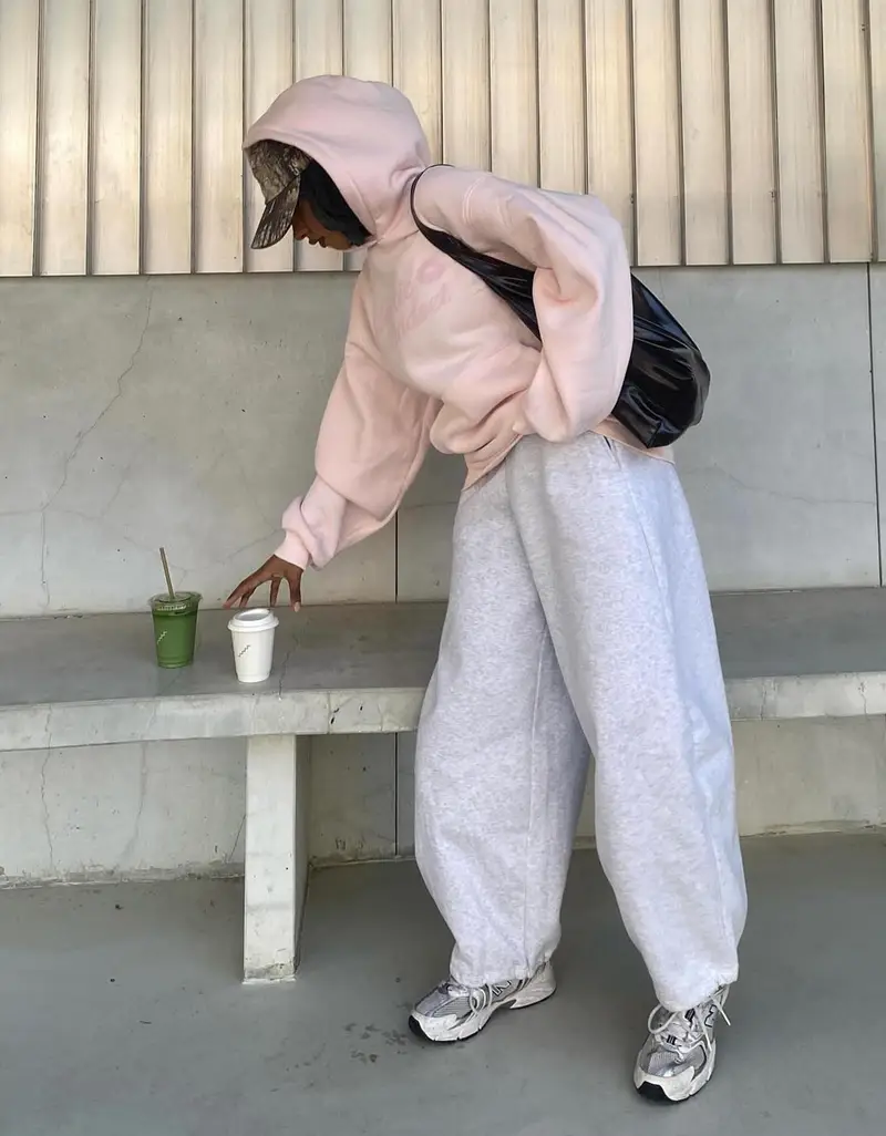 Maglia Con Cappuccio E Stampa Donna Rosa