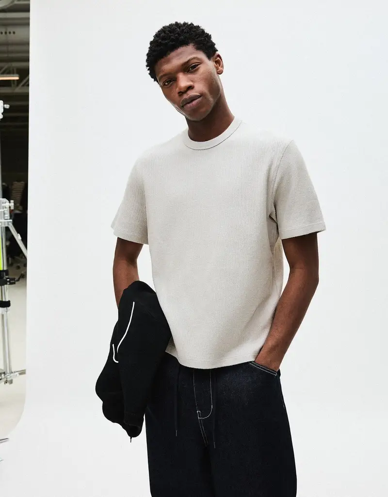 Maglietta A Maniche Corte Testurizzata Uomo Pietra