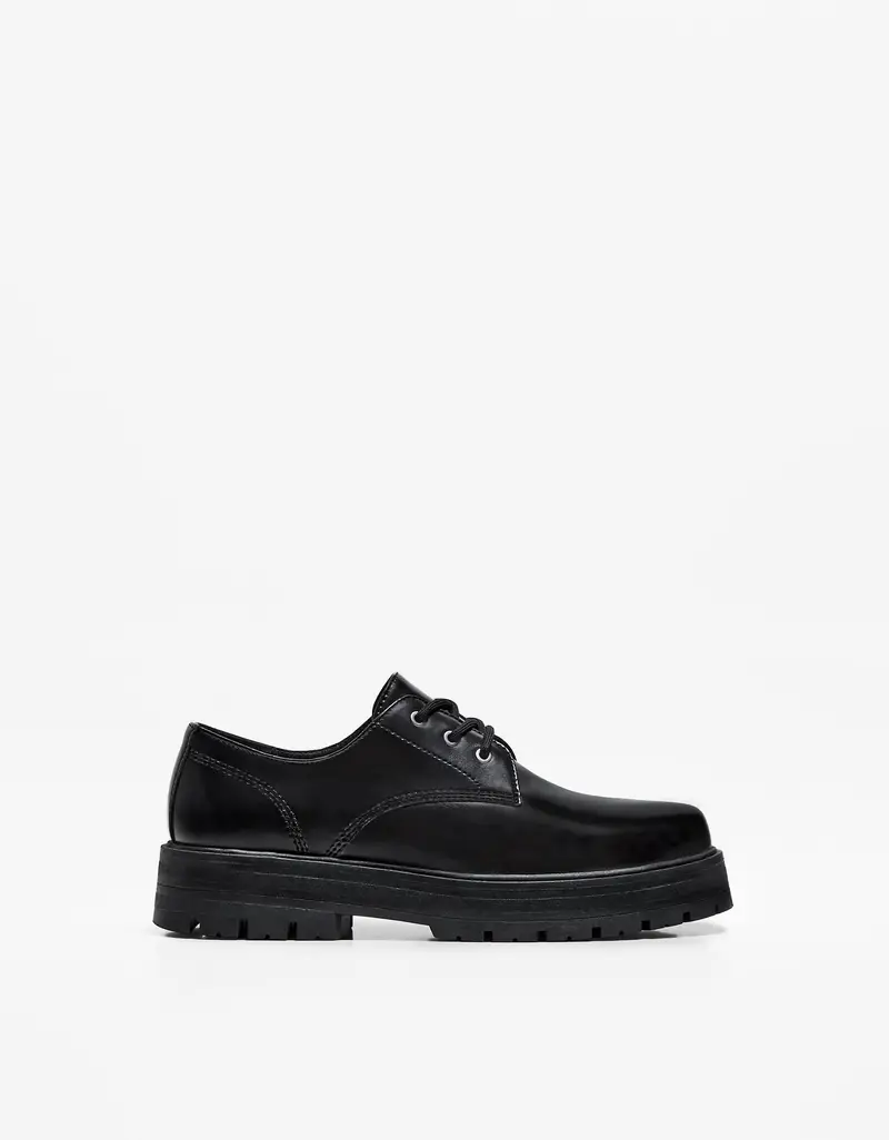 Bershka Derby Uomo Nero 2721780