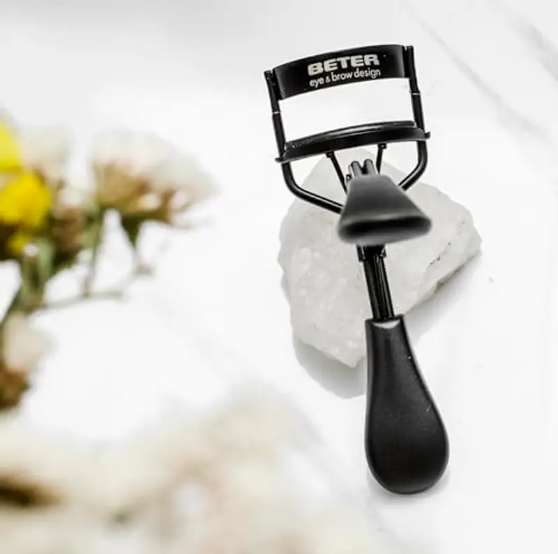 Beter - Piegaciglia automatico, con cuscinetti in silicone, piegaciglia professionale, acciaio ad alta durata, professionale per arricciare le ciglia, trucco per gli occhi miniatura 2