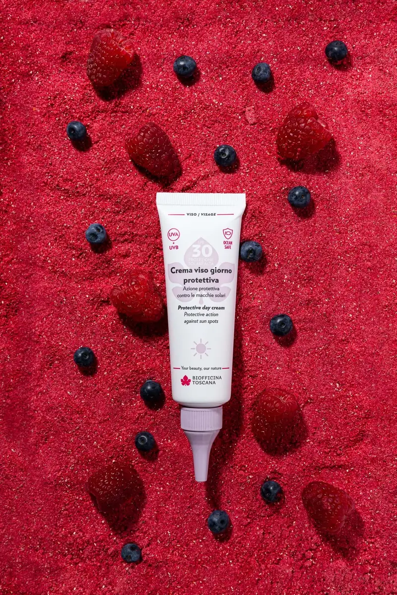 Illuminante Crema Viso Giorno Protettiva SPF 30 - Crema viso giorno illuminante miniatura 3