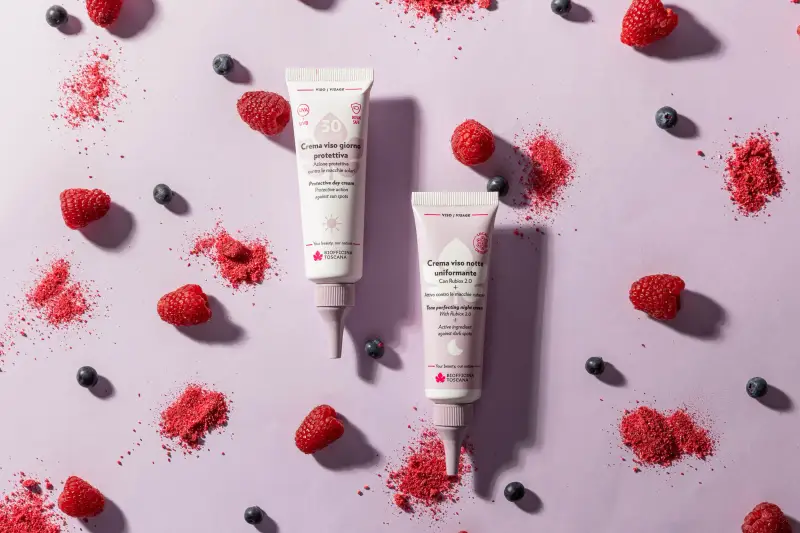 Illuminante Crema Viso Giorno Protettiva SPF 30 - Crema viso giorno illuminante miniatura 5