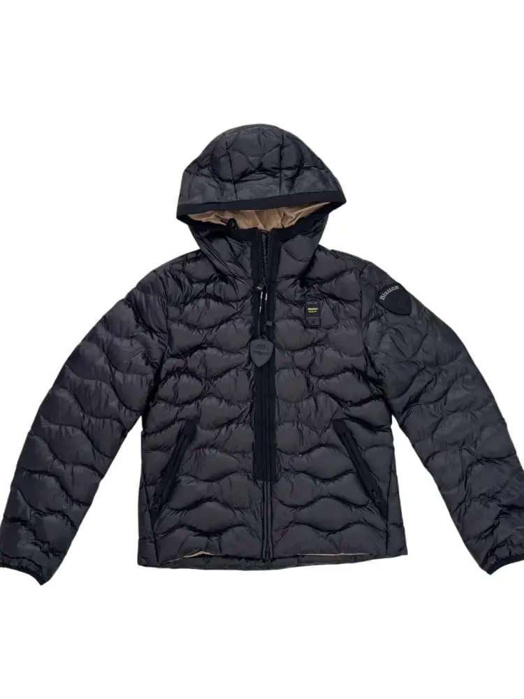 giubbotto nero bambino logo sul braccio