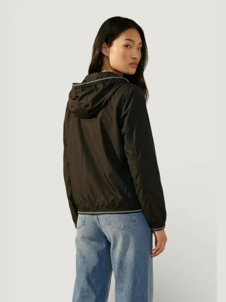 giubbotto nero ragazza con logo miniatura 2