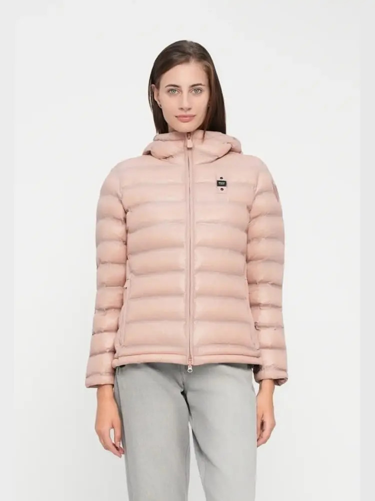 giubbotto rosa ragazza logo sul lato