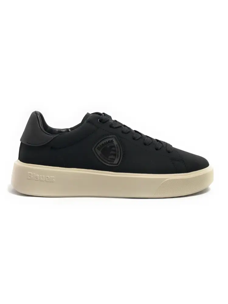 sneakers buck07 in ecopelle nera con logo scudetto