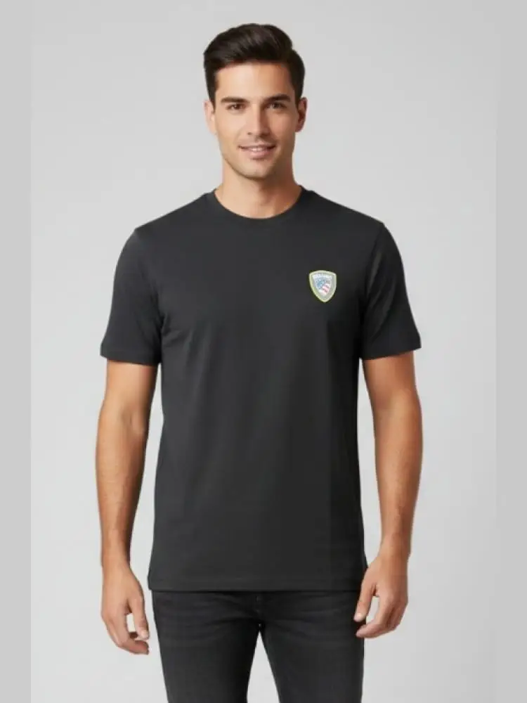 tshirt nera uomo con logo