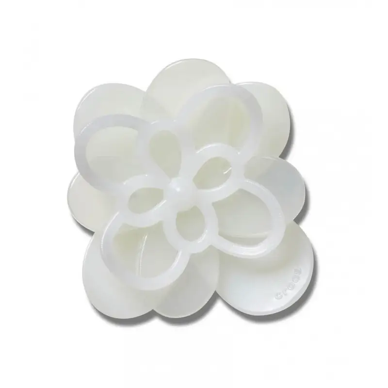 Blooming white flower 1