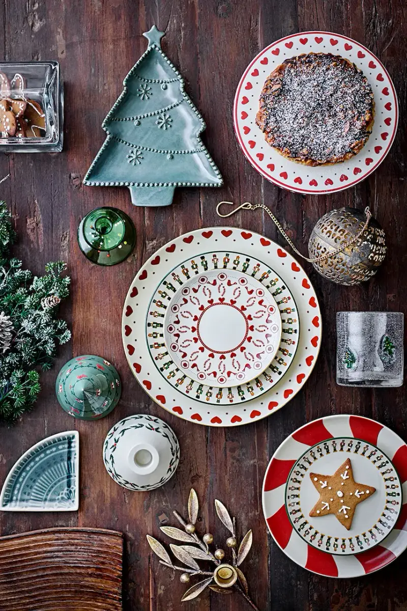 set di piatti da dessert natalizi Jolly 20 x 3 cm pacco da 6 Multicolore miniatura 5