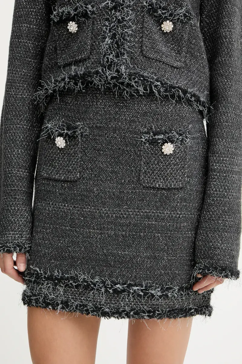 gonna colore nero RF5154.MA950