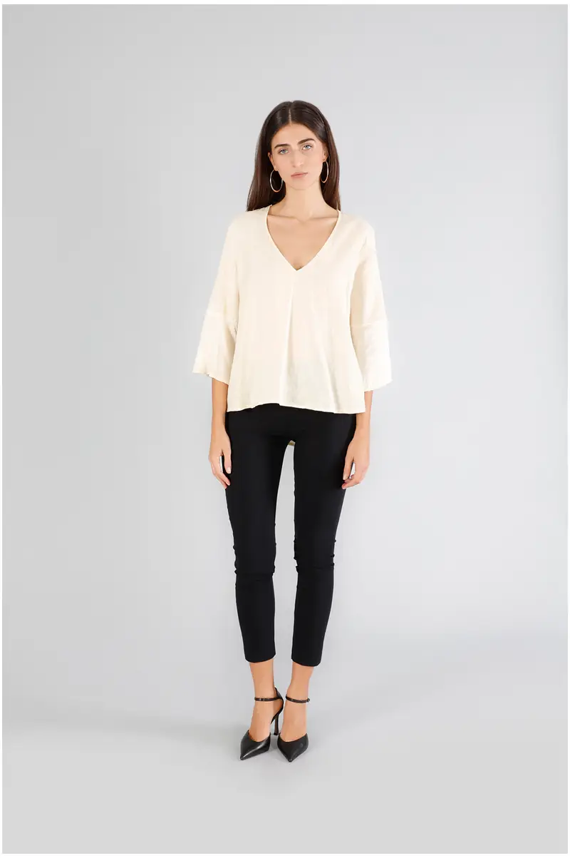 blusa bimateriale con scollo a "v" burro s