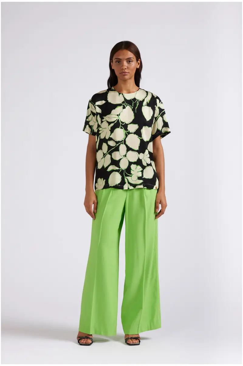 blusa manica corta in satin di viscosa stampata maxy fiore nero l