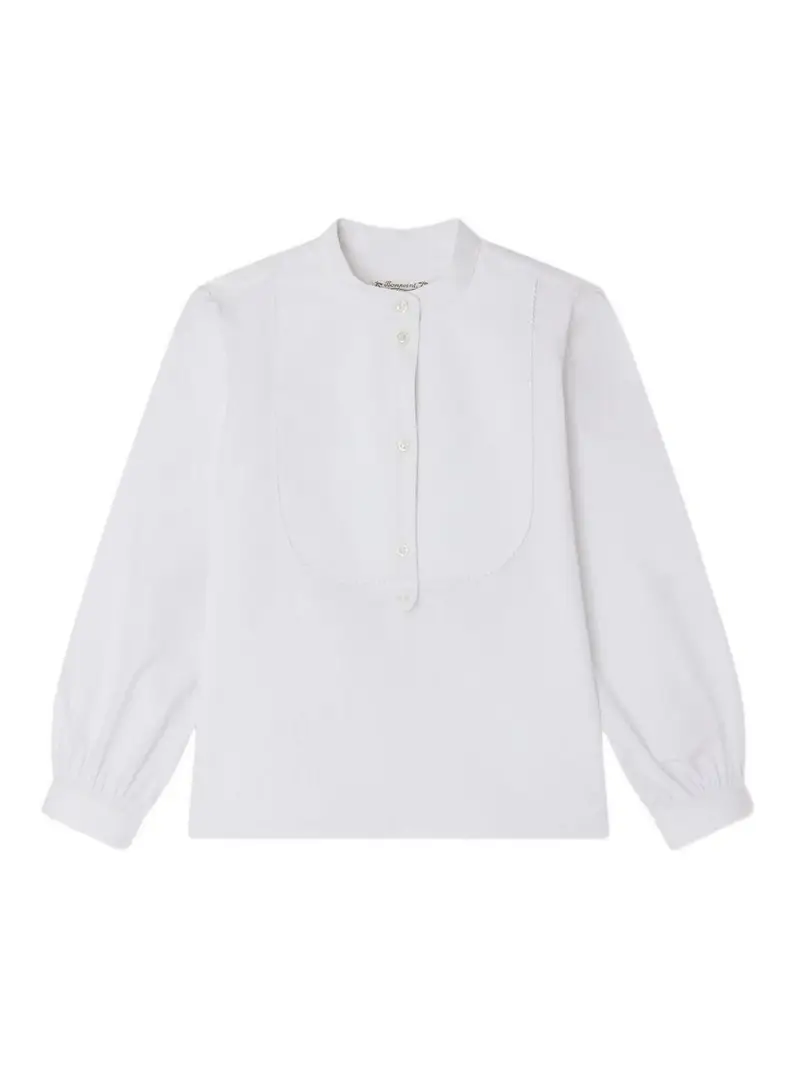 Blope in bianco puro con un collare mandarino