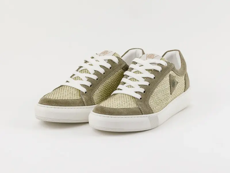 SERENDIPITY - Sneakers verde con particolari verde scuro - 36