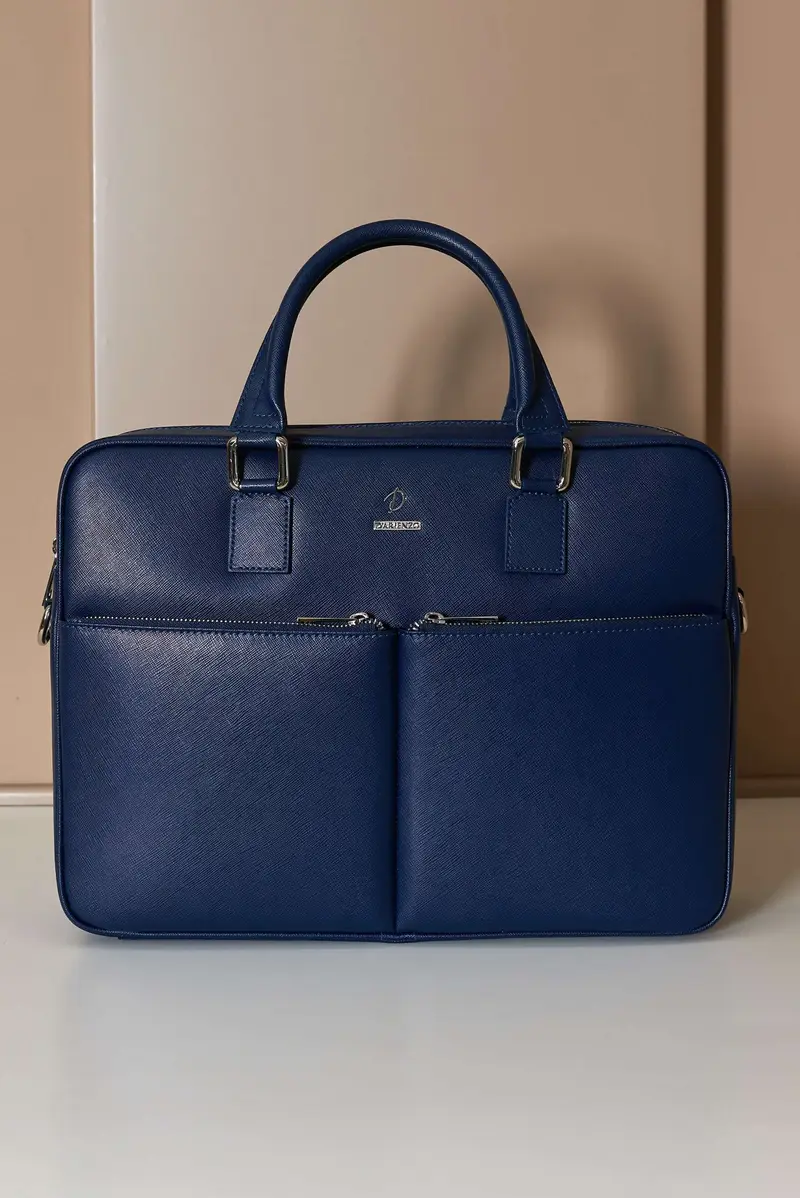 Borsa Ventiquattrore in pelle di vitello blu scuro saffiano doppia tasca D'Arienzo, Colore Blu