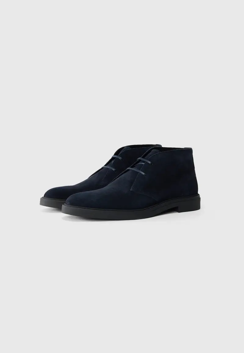 Calev_Desb_sdfb 10262618 01 FW25 DARK BLUE