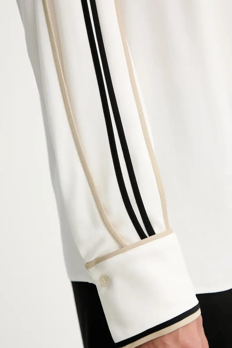 camicetta donna colore beige con applicazione 50546147 miniatura 5