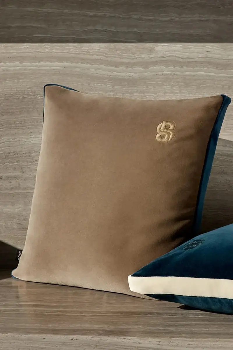 federa di cotone BVELVET Camel 43 x 43 cm colore beige miniatura 4