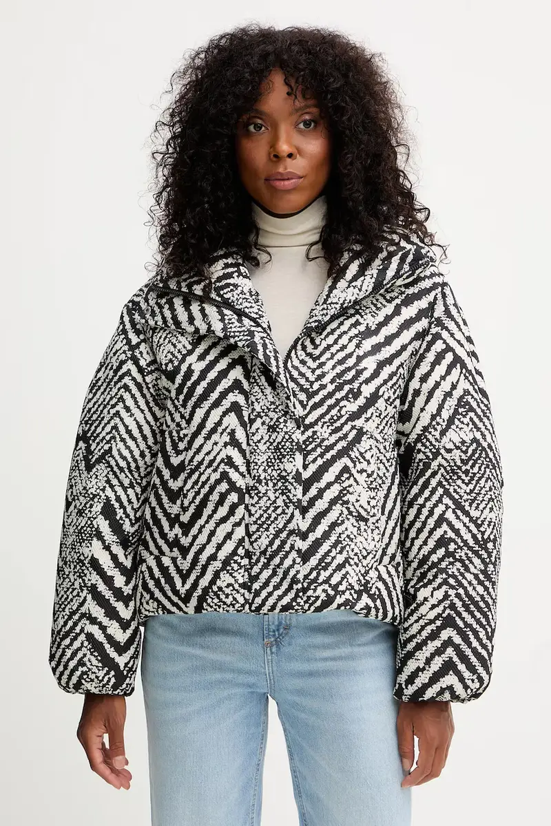 giacca colore nero 50550363