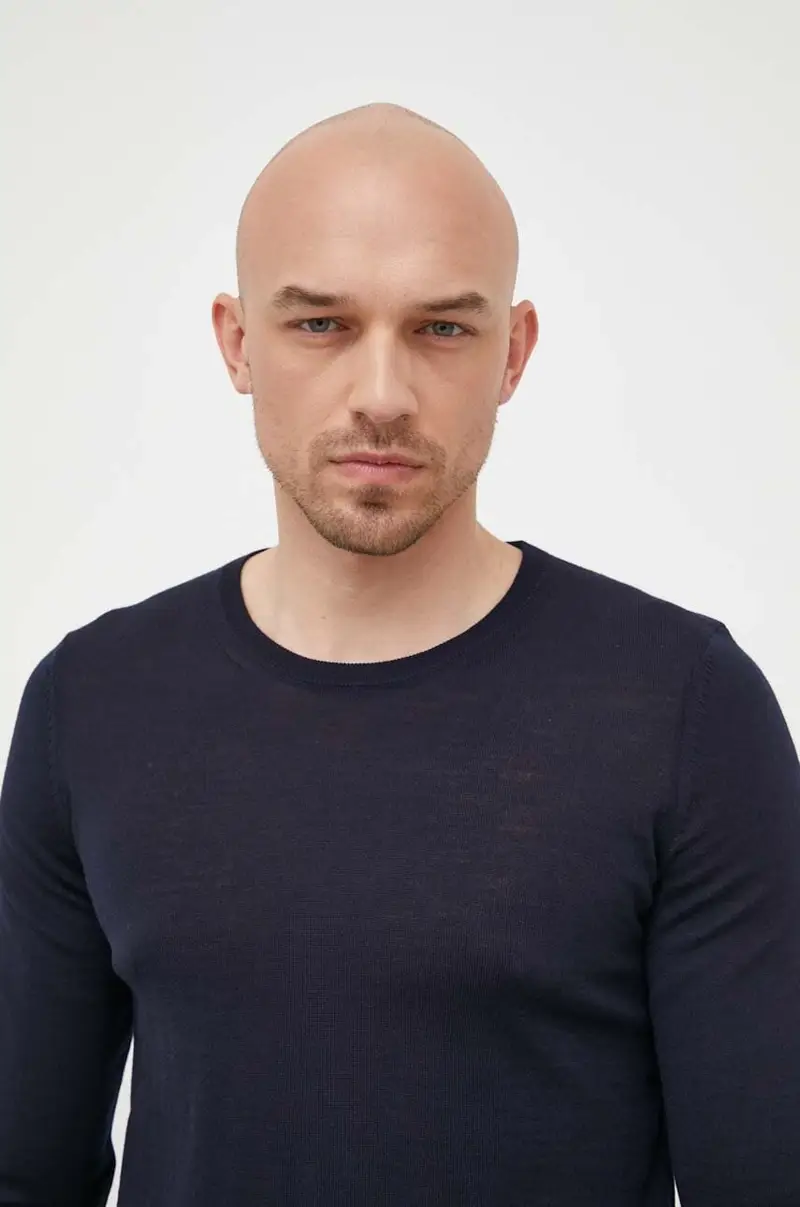 maglione in lana uomo colore blu navy