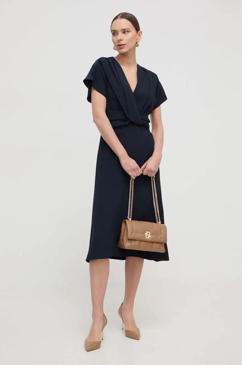 vestito colore blu navy