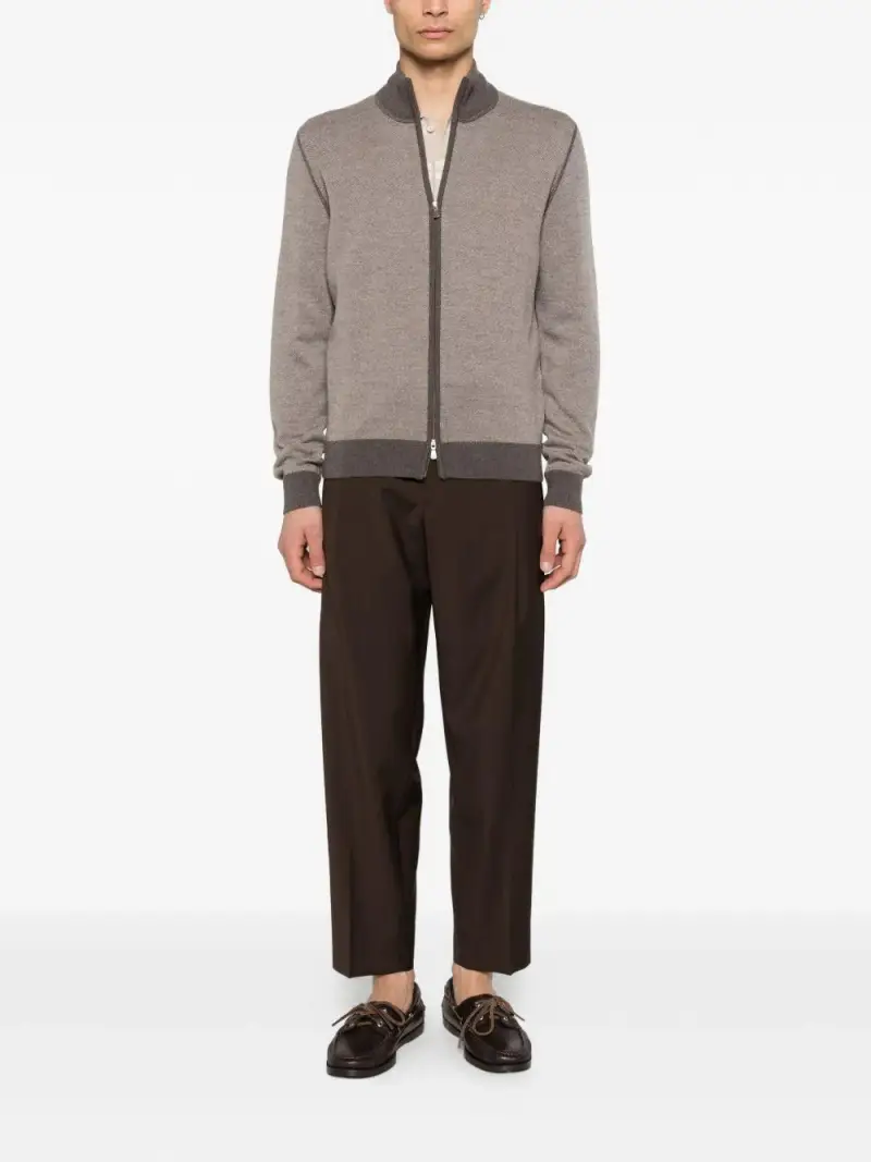 ARNOS30010800146 Moro miniatura 2