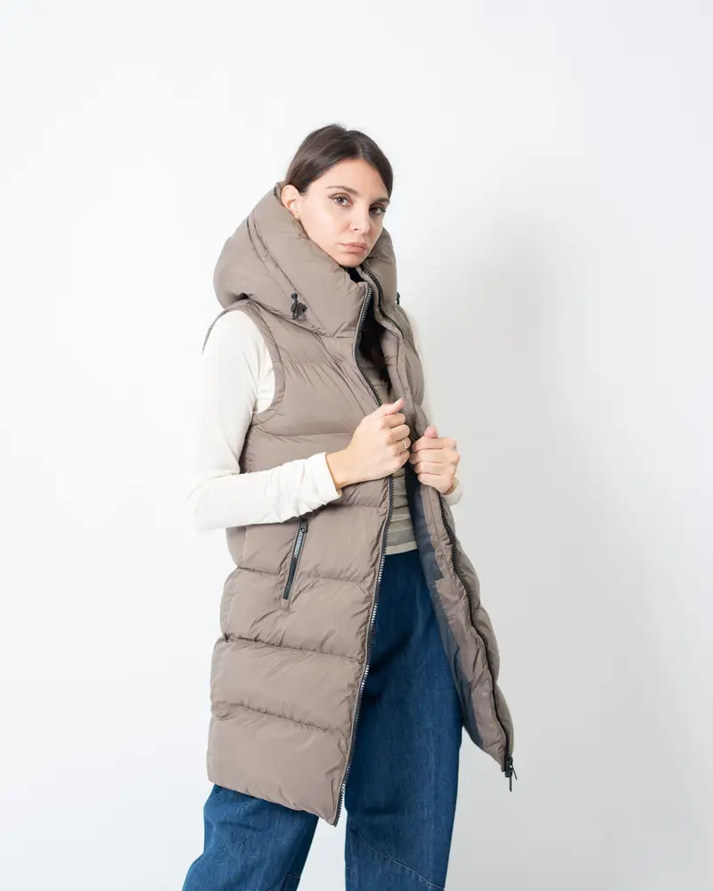 .BROWN MANLIE WAISTCOAT