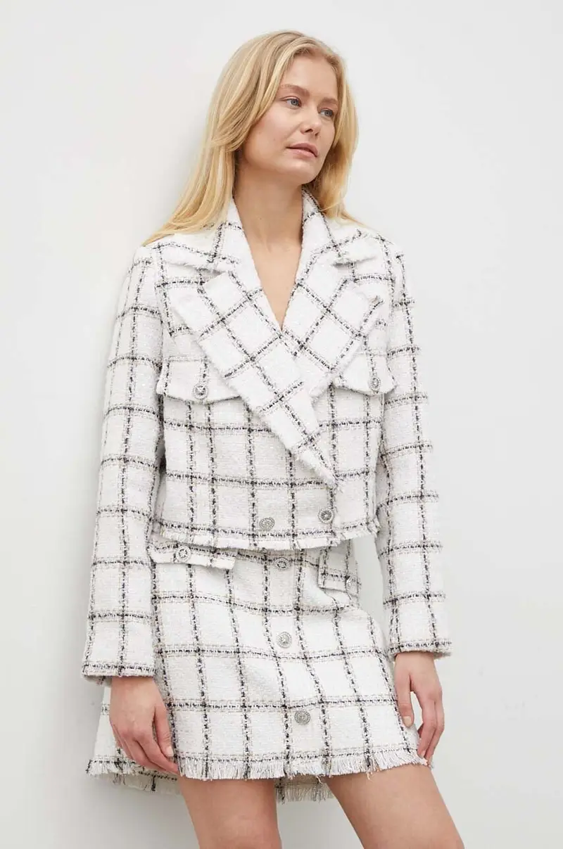 giacca colore bianco