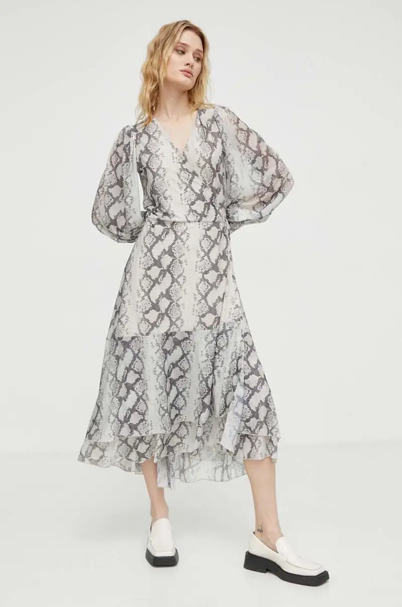 vestito colore marrone Beige