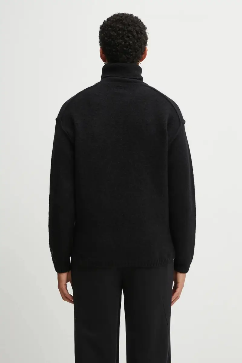 maglione con lana colore nero 19CMKN281A110509A miniatura 3