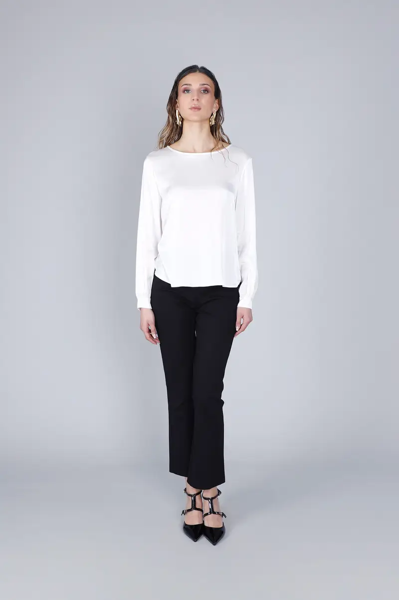 blusa maniche lunghe in satin off white