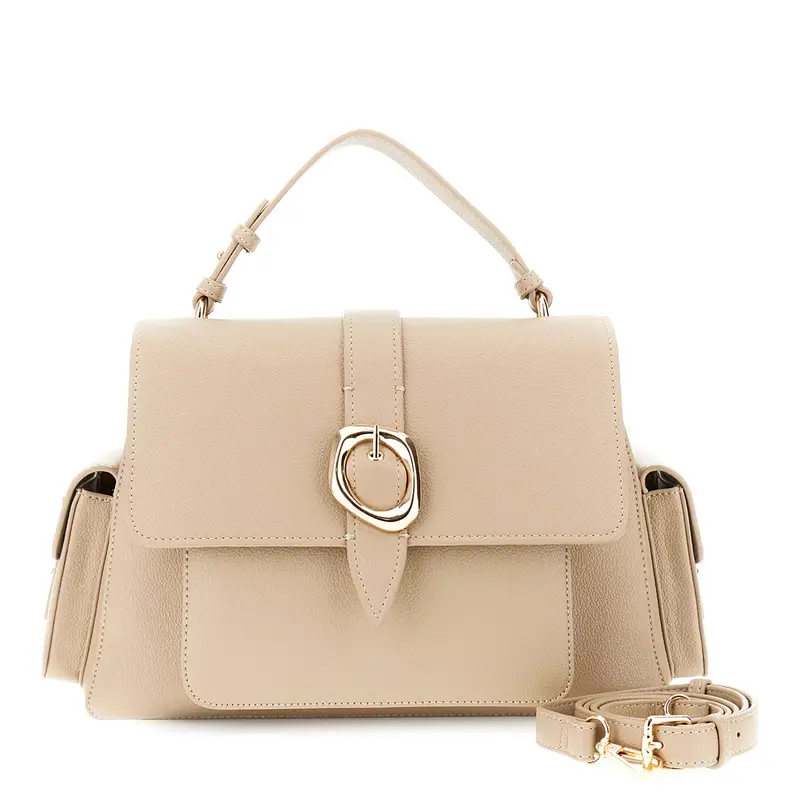 borsa a mano con pattina effetto pelle con grana taupe