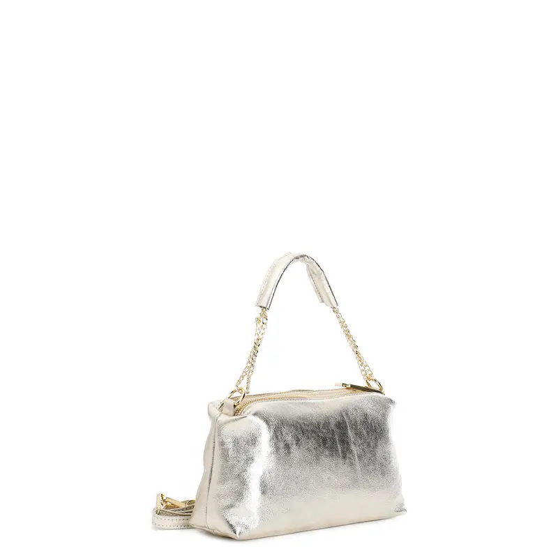 camera bag in pelle metallizzata con manico in catena con manigliotto e nappina platino miniatura 2