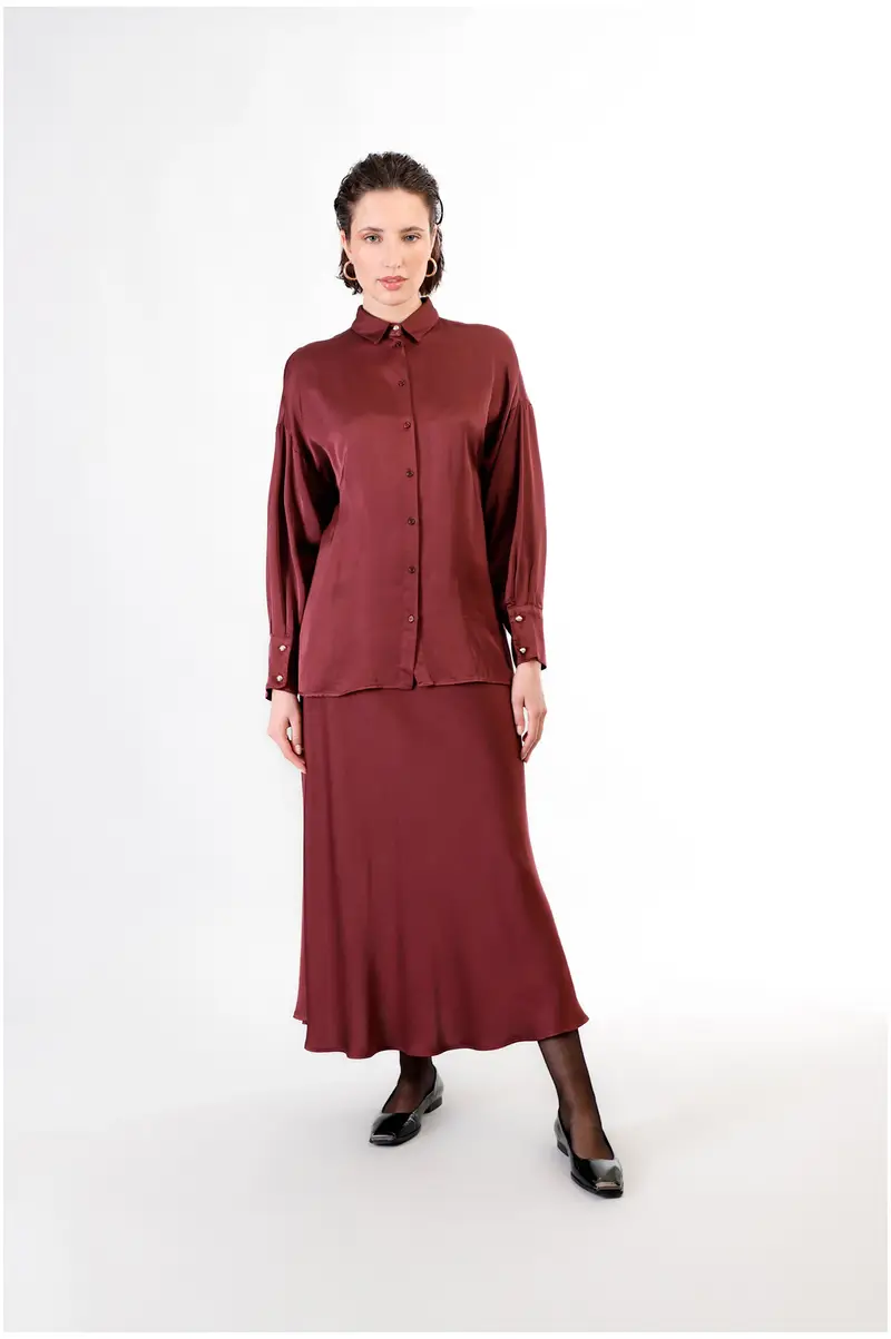 camicia dritta in satin vinaccia