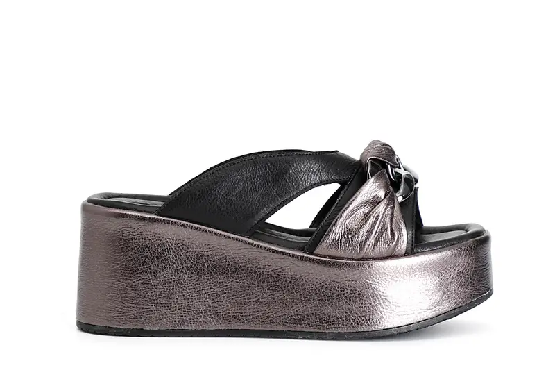 ciabatte in pelle con catena multi antracite