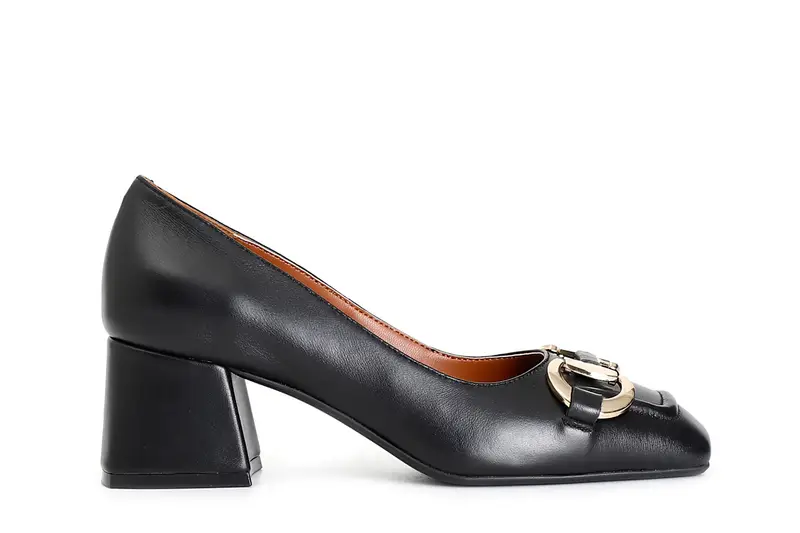 décolleté in pelle con morsetto tacco 60 mm nero