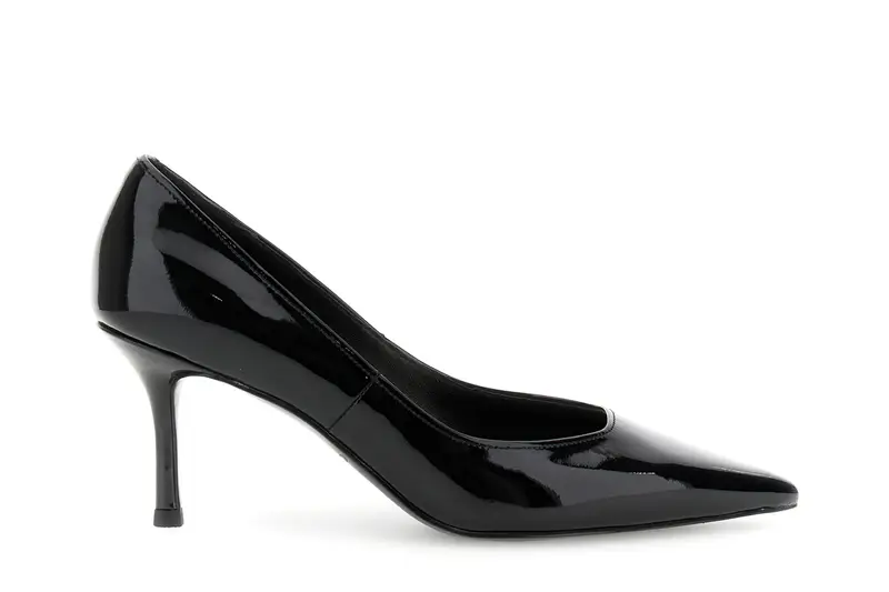 décolleté in pelle effetto vernice nero