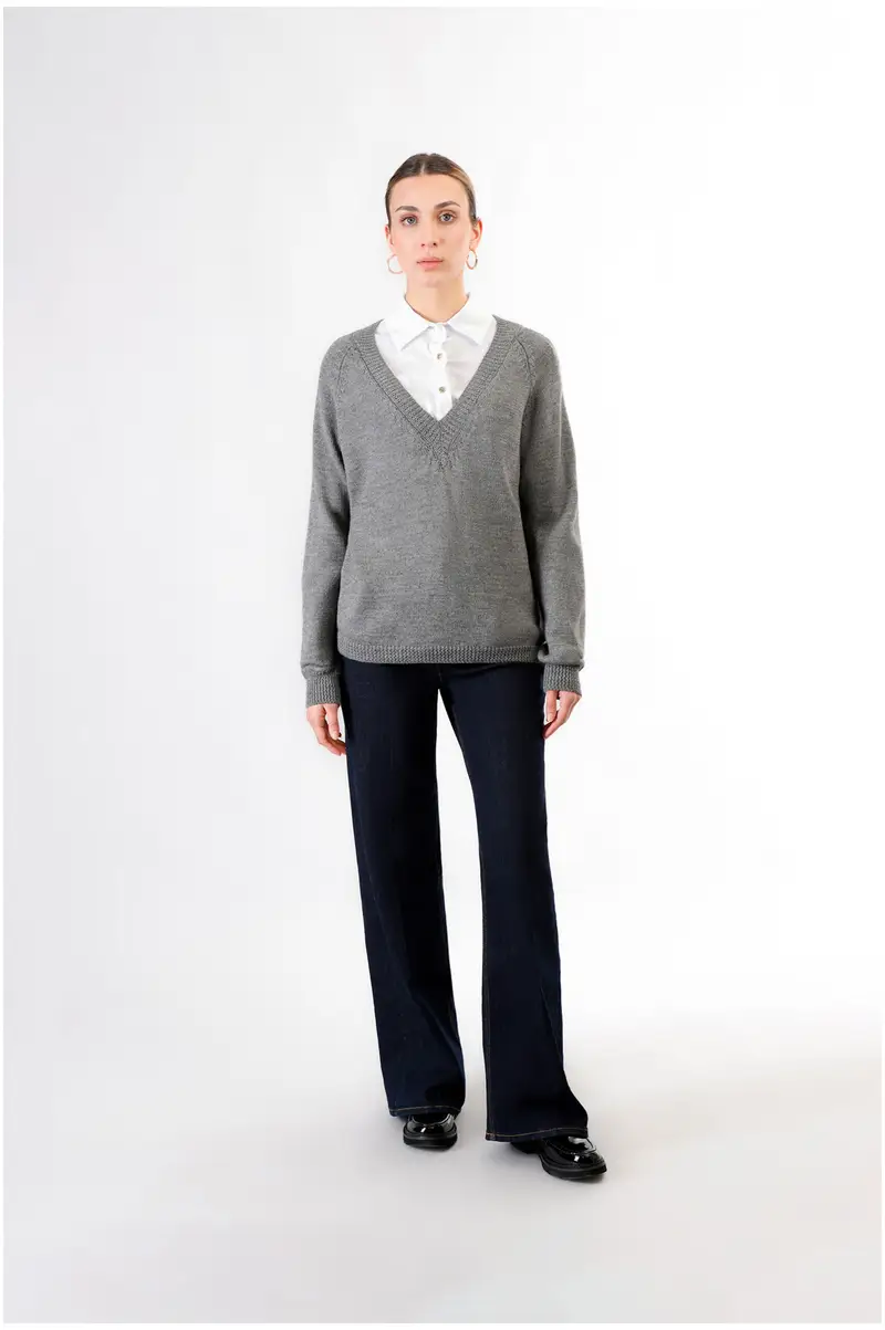 maglia con scollatura a "v" fumo