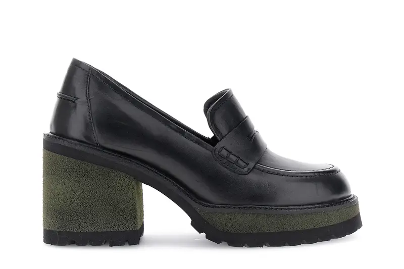 mocassini in pelle nero