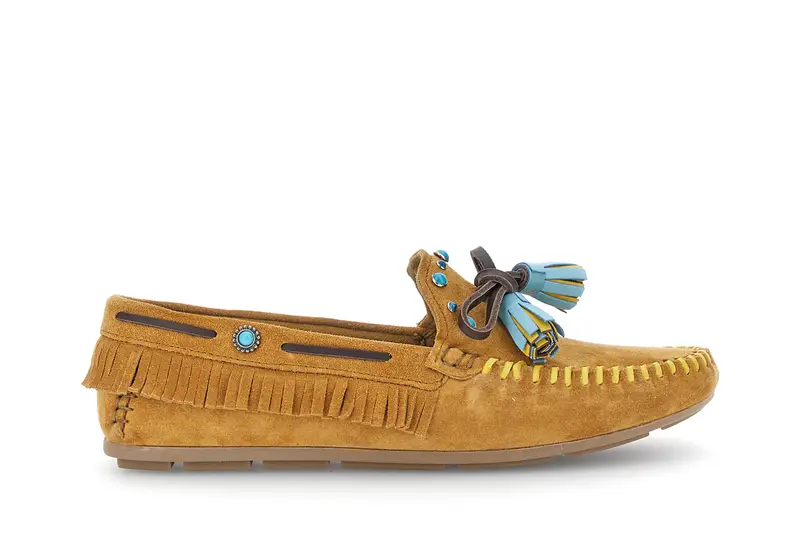 mocassini in pelle scamosciata con nappine cuoio