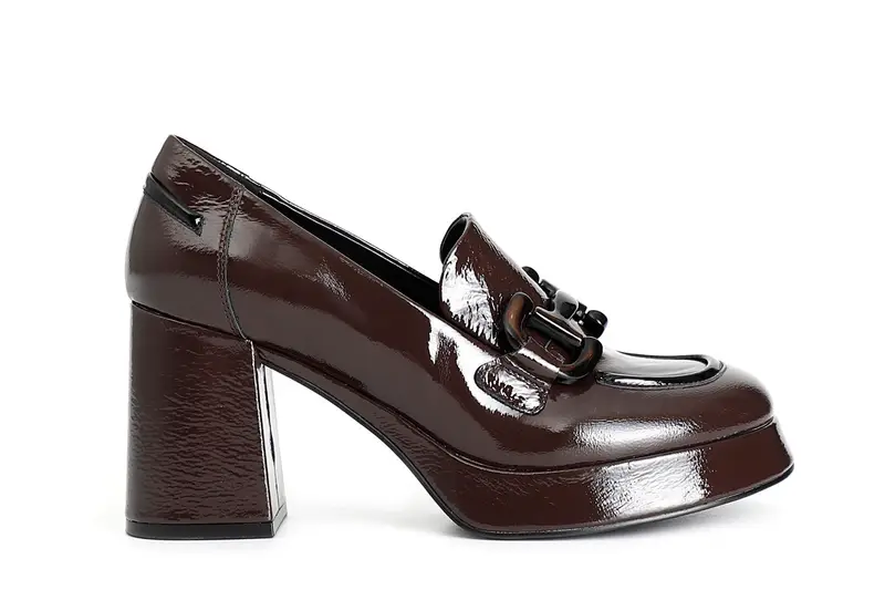 mocassino da donna in naplak con morsetto t moro/nero