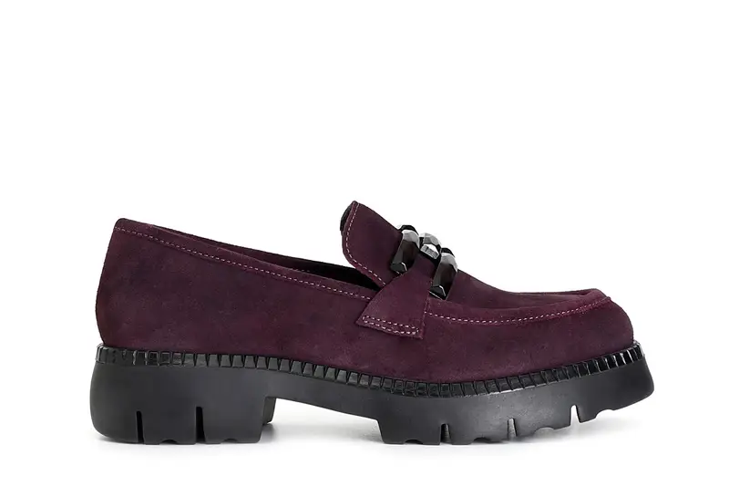 mocassino da donna in pelle scamosciata con morsetto bordeaux