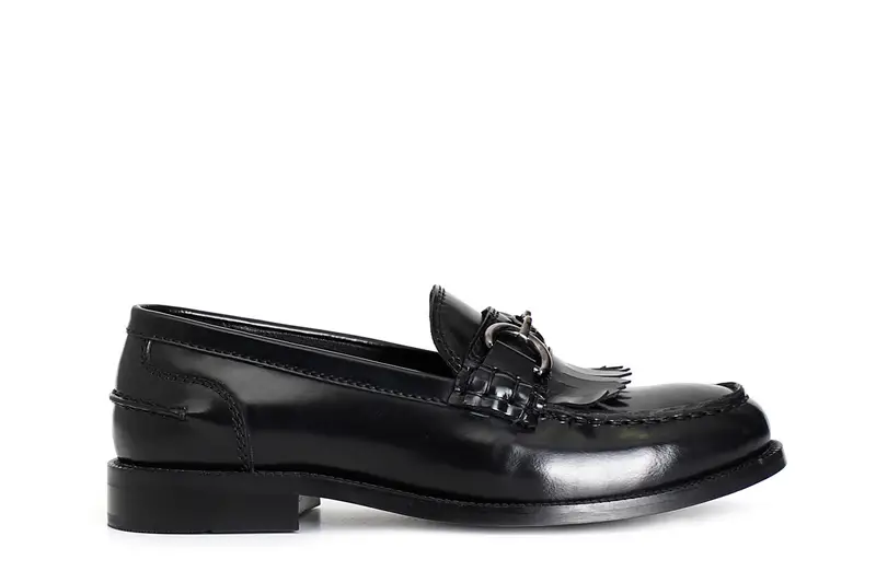 mocassino da donna in pelle spazzolata con frange nero