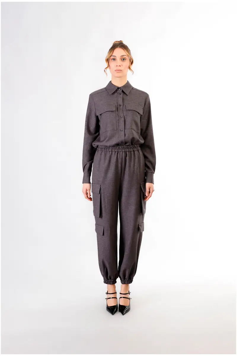 pantaloni modello cargo con polsino e vita elasticata antracite