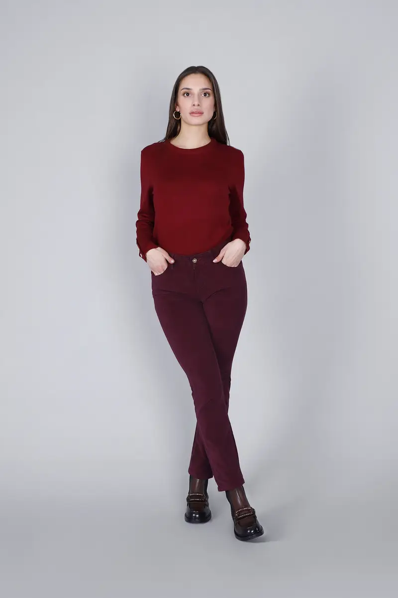 pantaloni slim tinto capo burgundy
