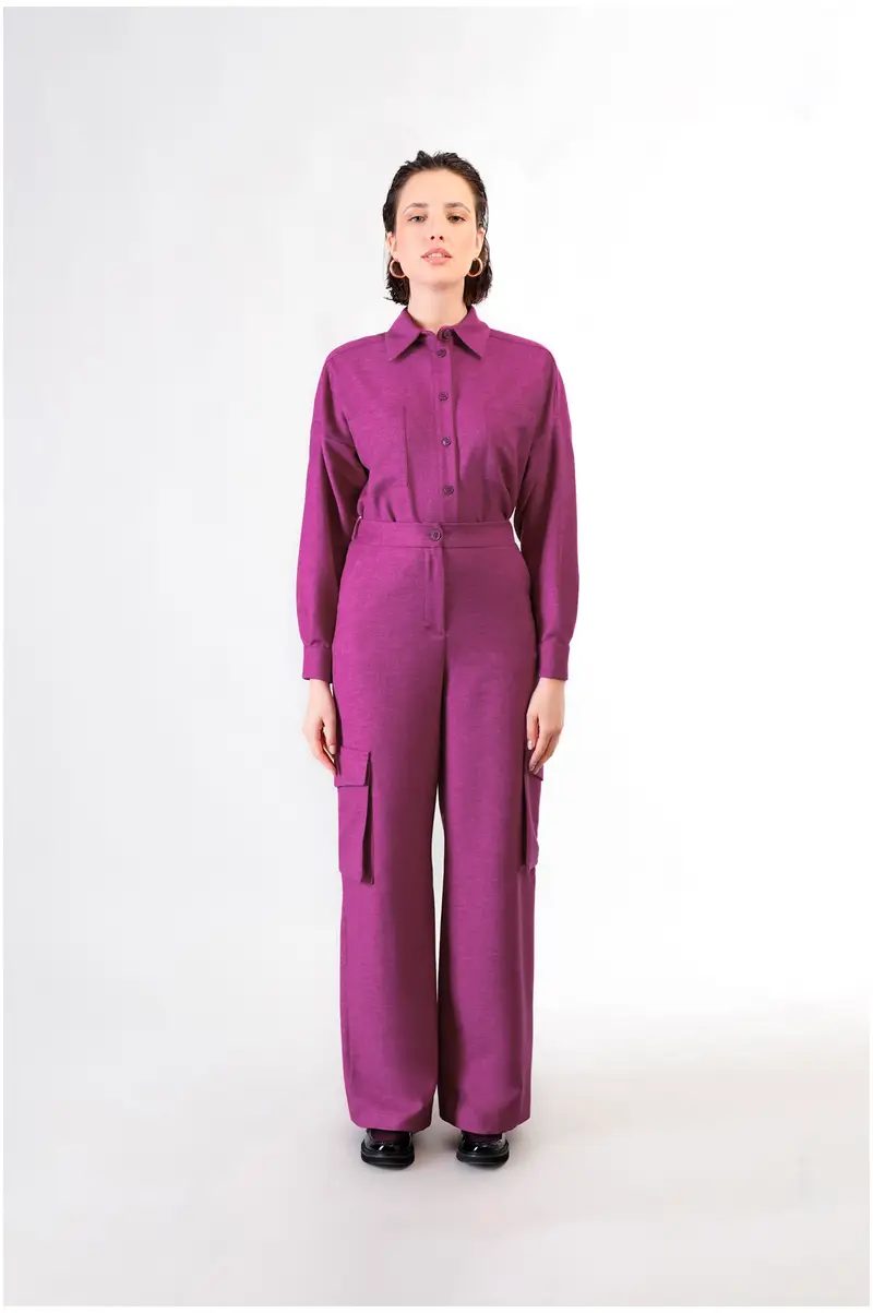 pantaloni wide con tasconi fuxia