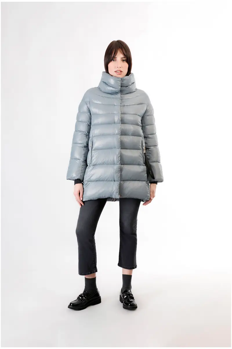 piumino dalla linea svasata polvere