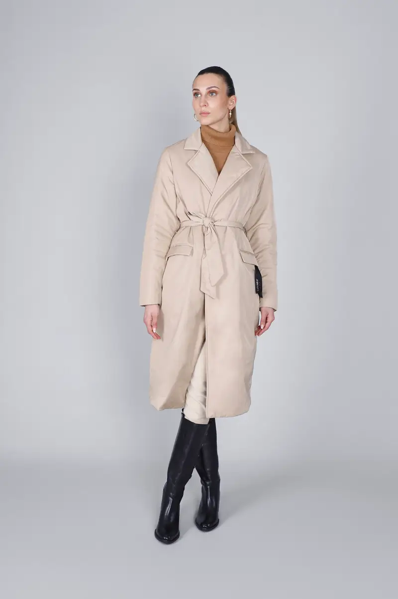 piumino tipo vestaglia sabbia